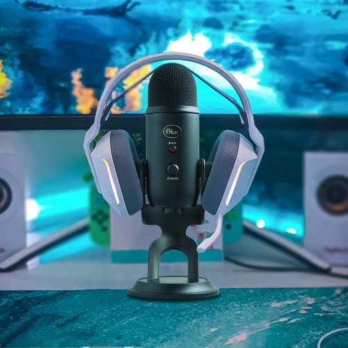 BLUE YETI USB MIC-BLACKOUT YETI