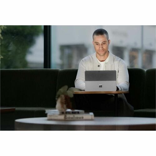 SURFACE PRO 10 I5/16/256 PLATINUM
