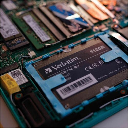 512GB VI550 SATA 3 2.5 INT SSD 560 MB/S READ 535 MB/S WRITE